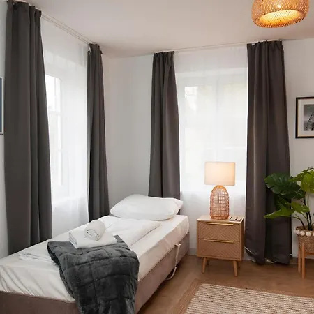 Homes By King's شقة *